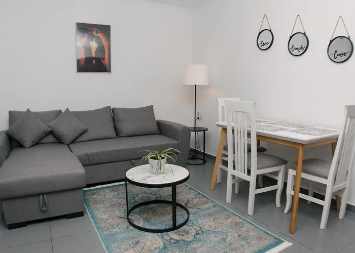 Rudi Apartment 1 In Tirana