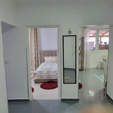 Rudi Apartment 1 In Tirana Exterior photo